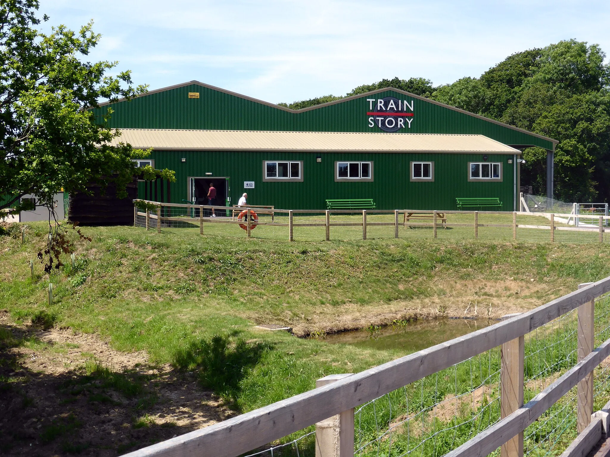 Photo showing: Train Story at Havenstreet Station