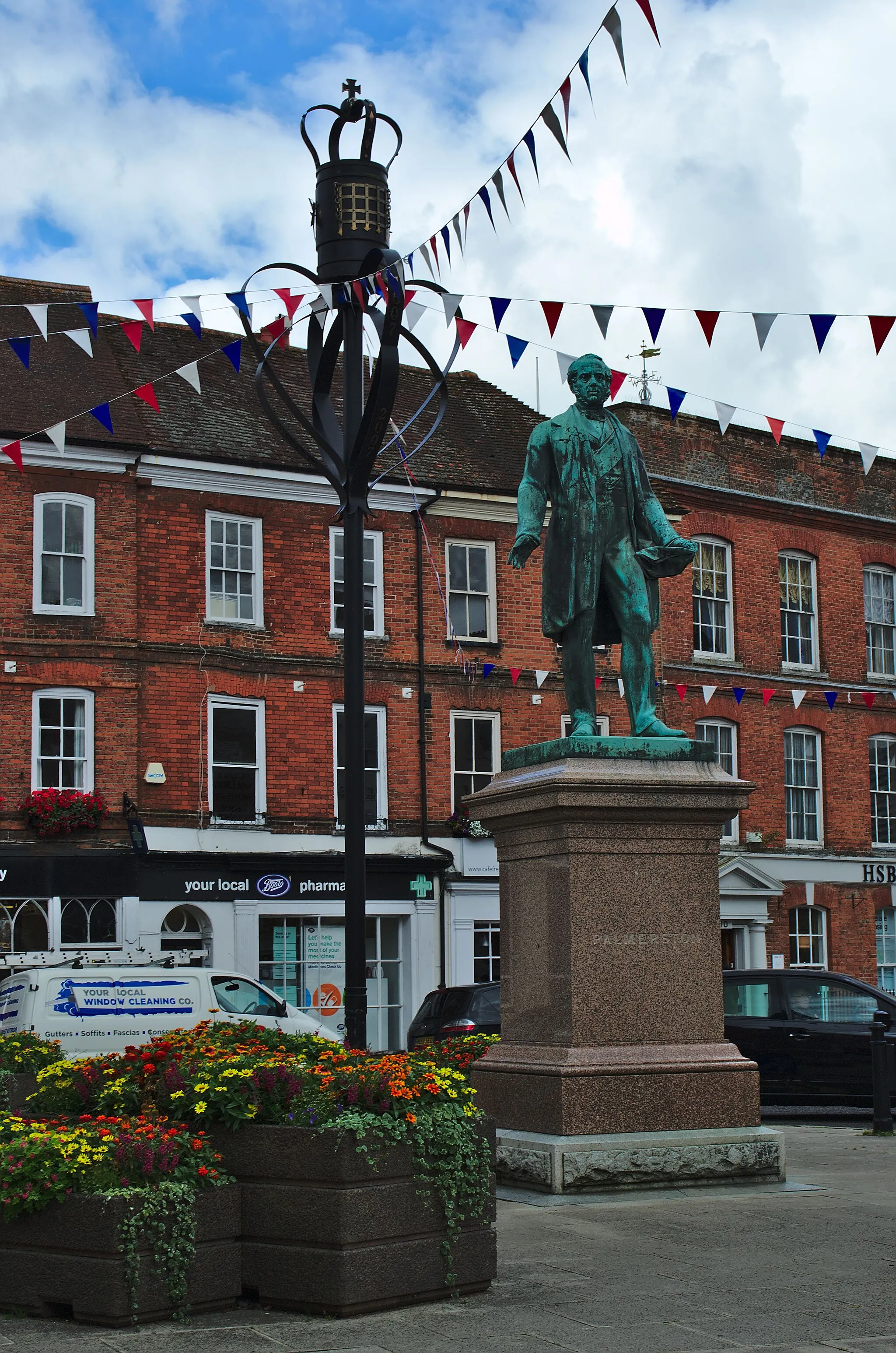 Photo showing: This is a photo of listed building number 1232293.