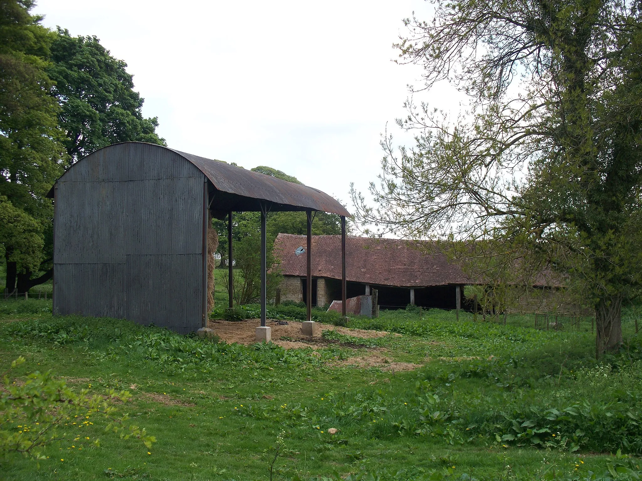 Photo showing: Barn at Dover's Hill