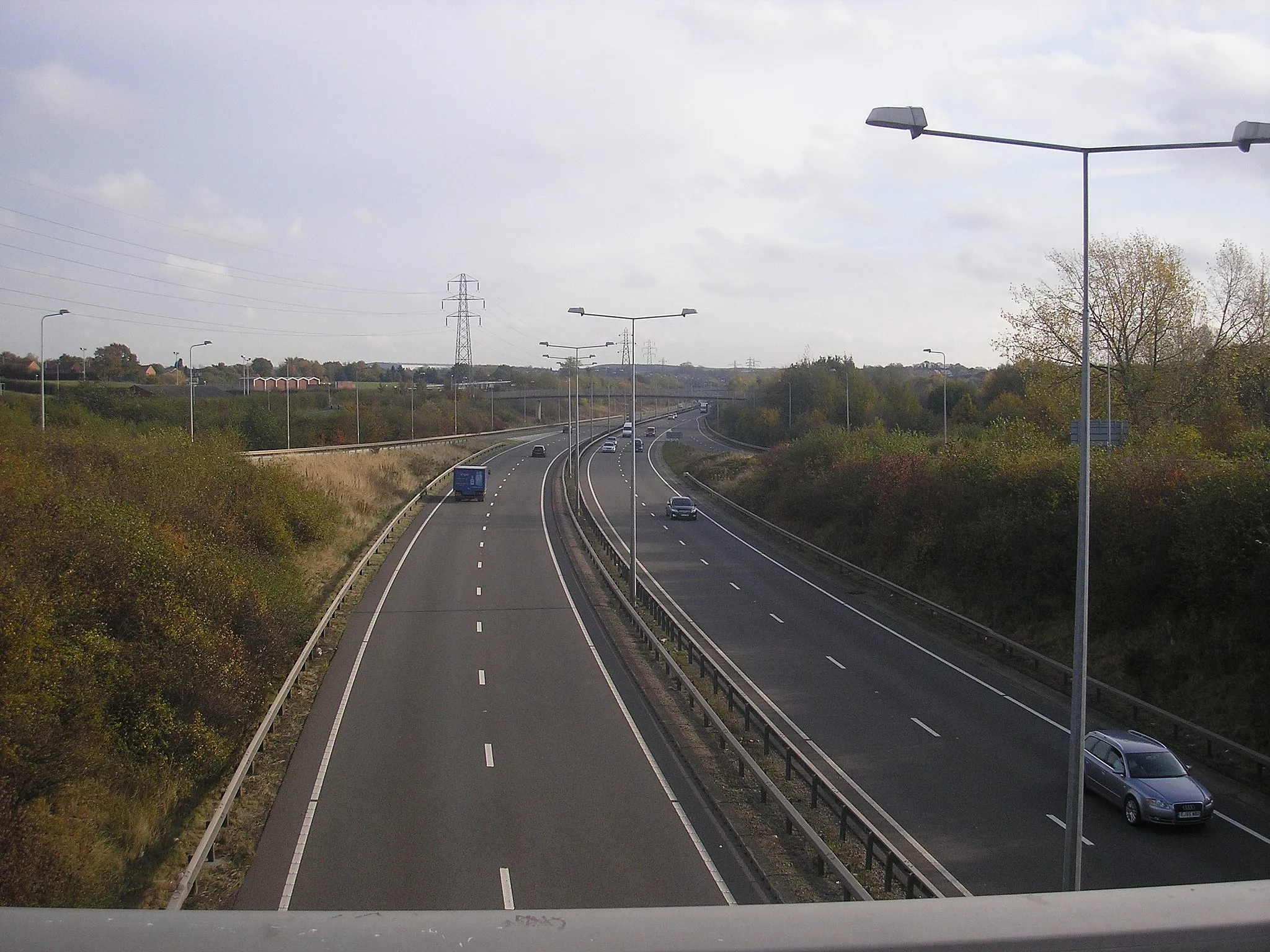 Photo showing: A view looking south along the A5 in Tamworth.