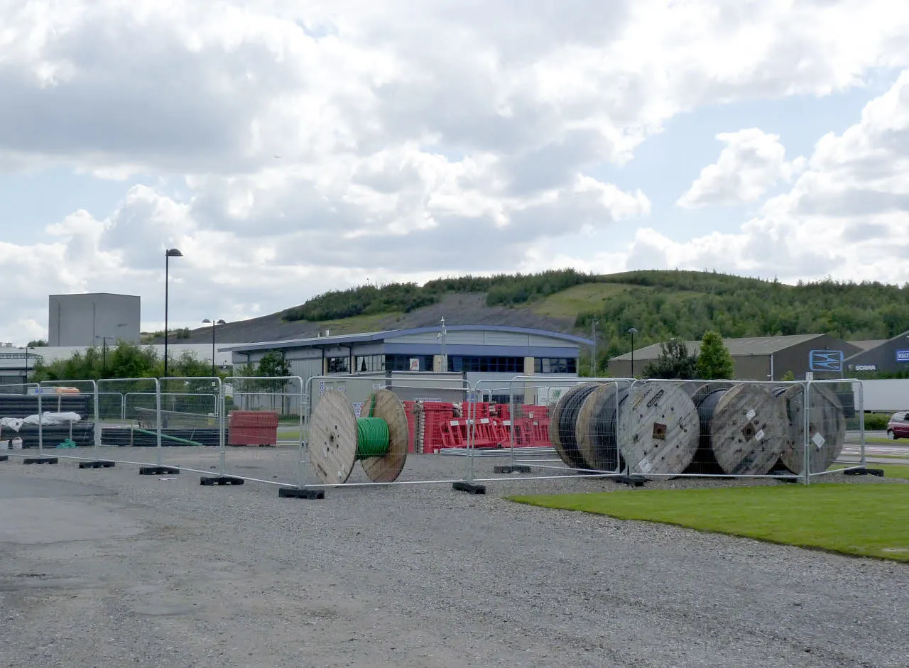 Photo showing: Birch Coppice Business Park