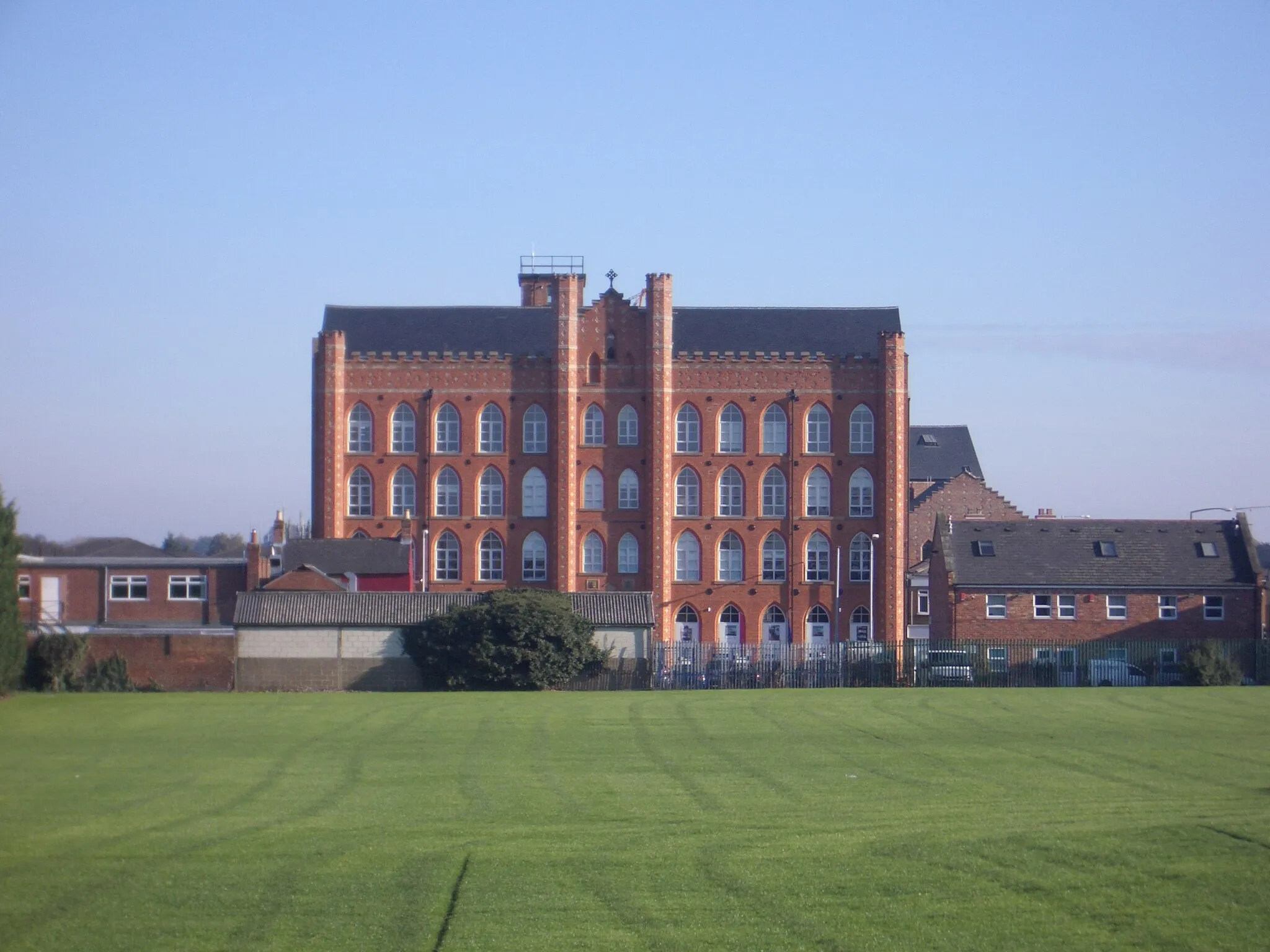 Photo showing: Anglo-Scotian Mills on Wollaton Road.