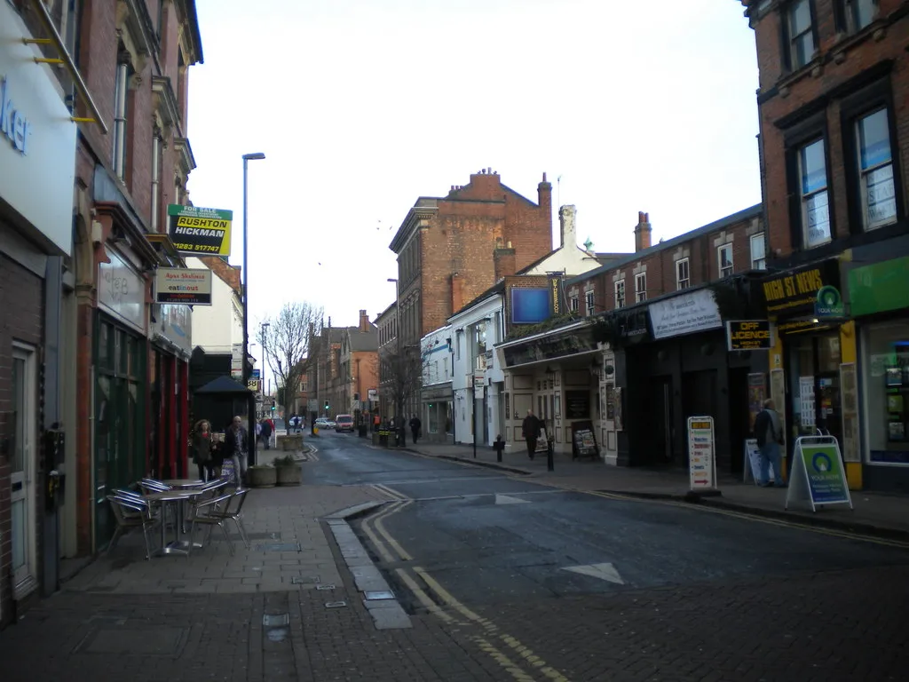 Photo showing: High Street, Burton upon Trent (1)