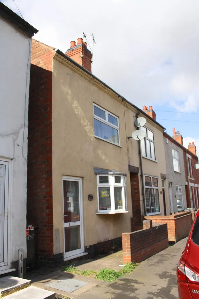 Photo showing: Houses on Gadsby Street