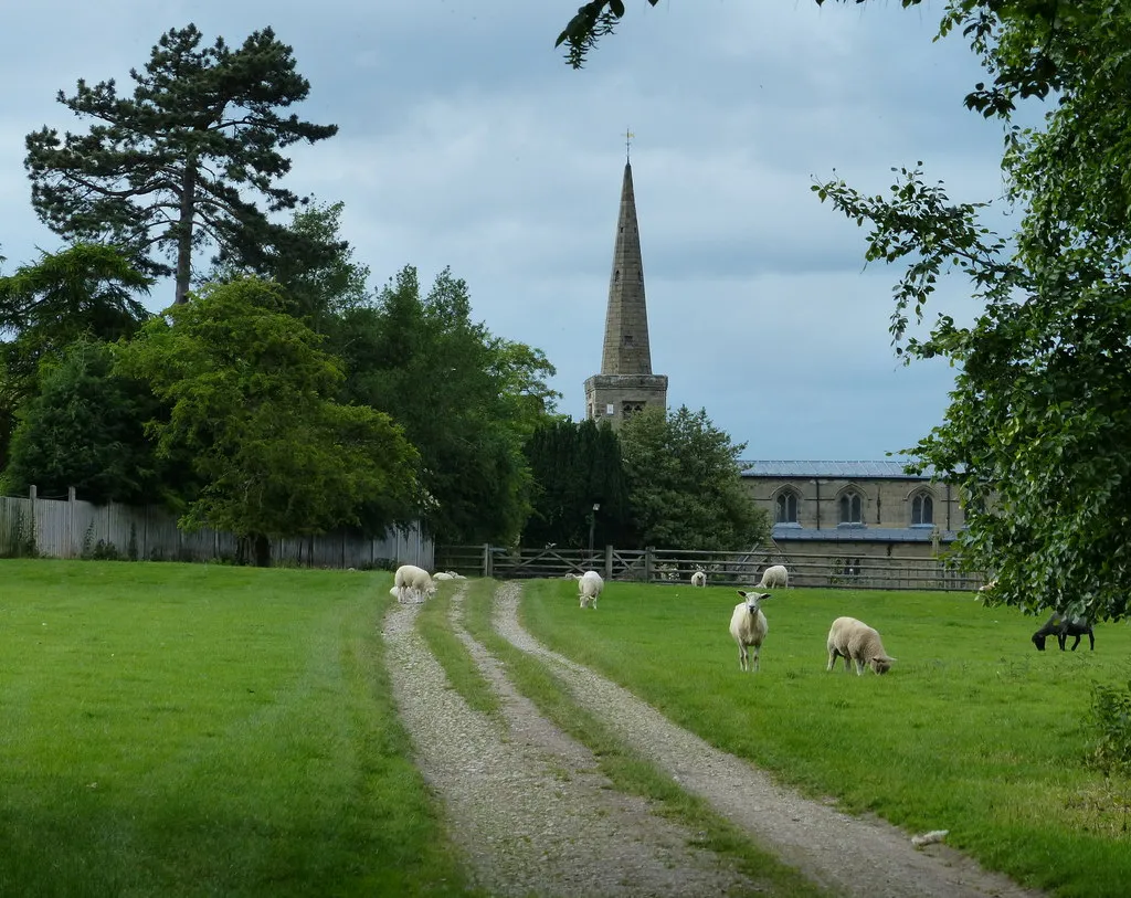 Photo showing: St Michael & All Angels church, Hamstall Ridware