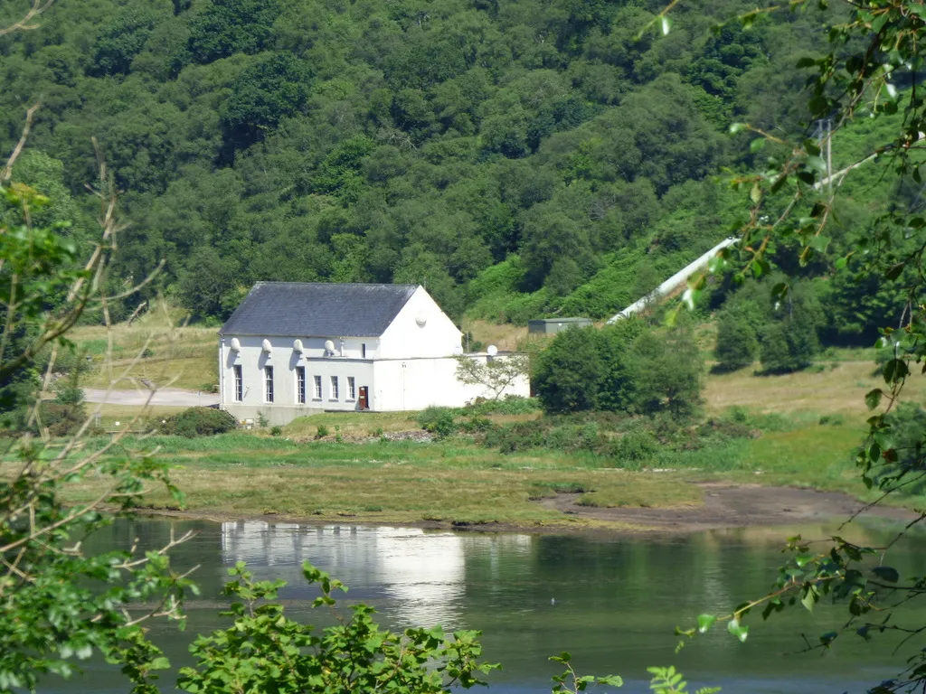 Photo showing: Hydro-electric power station at Loch Striven