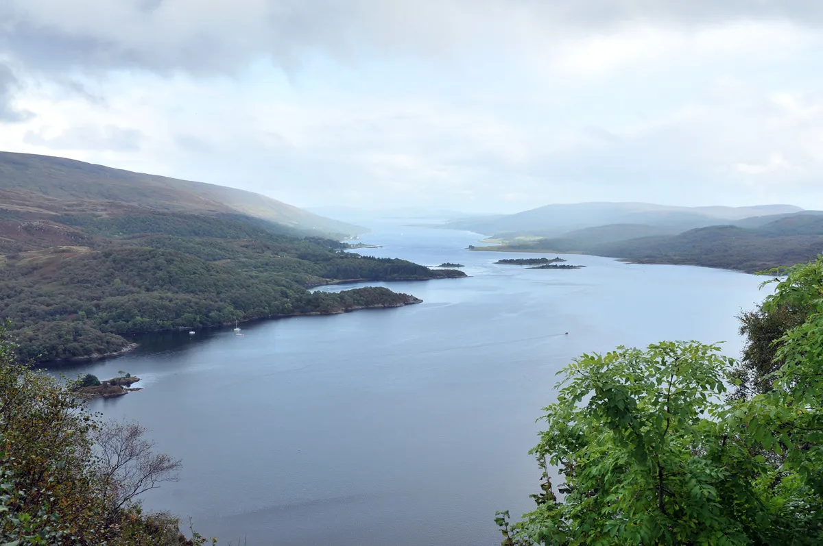 Photo showing: View over Loch Riddon