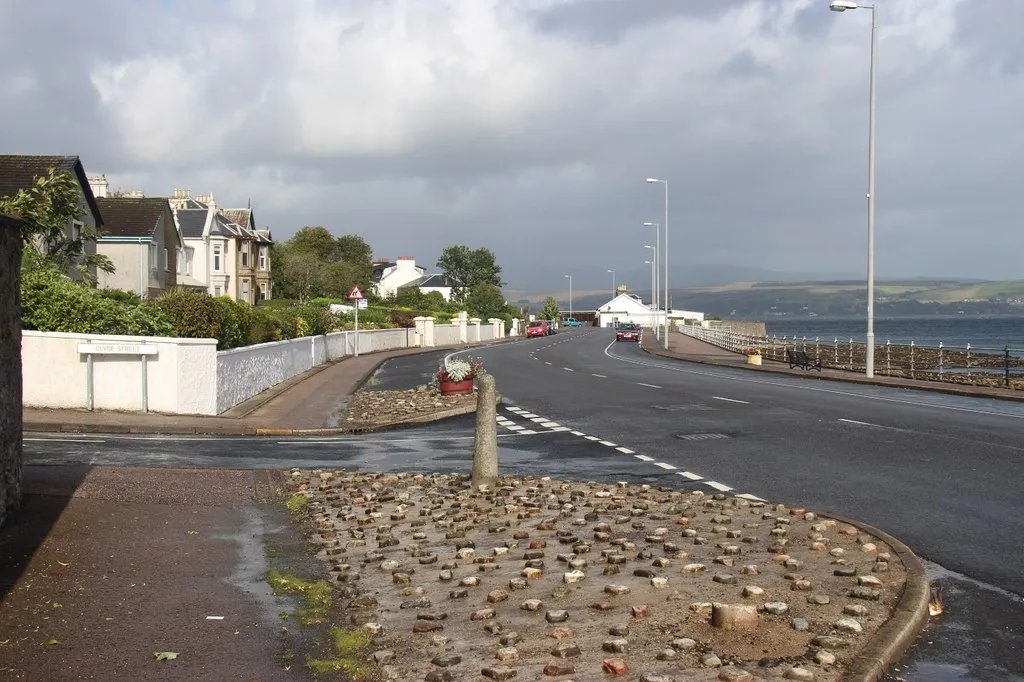 Photo showing: Alexandra Parade in Kirn at Clyde Street