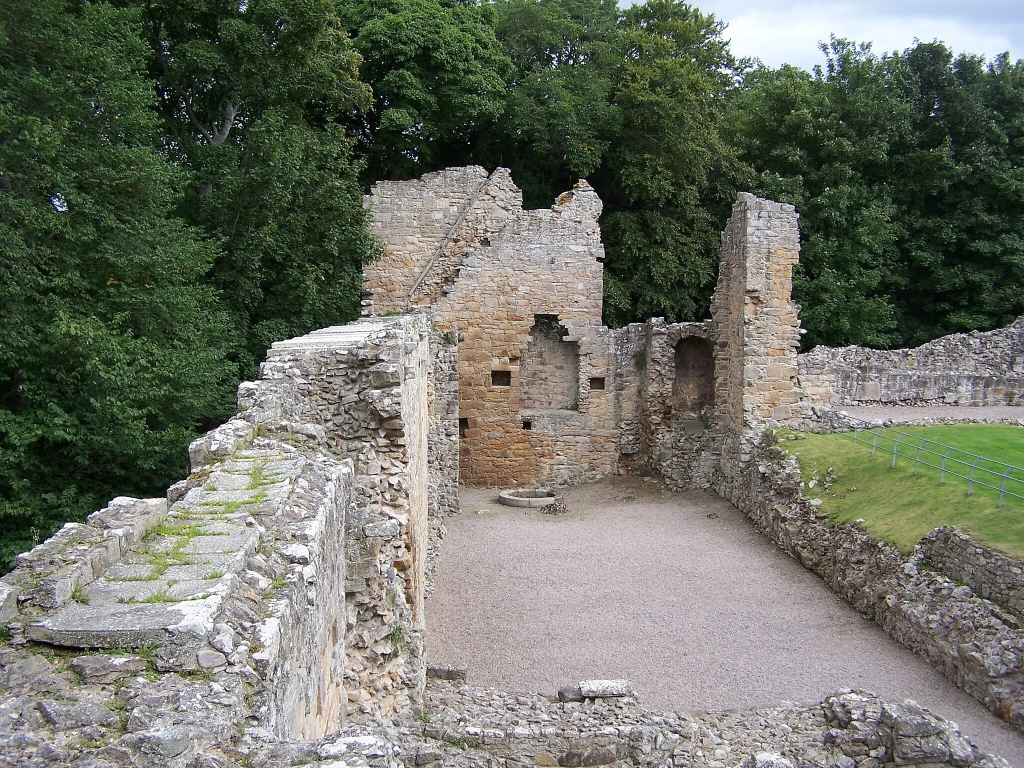 Photo showing: Spynie Palace