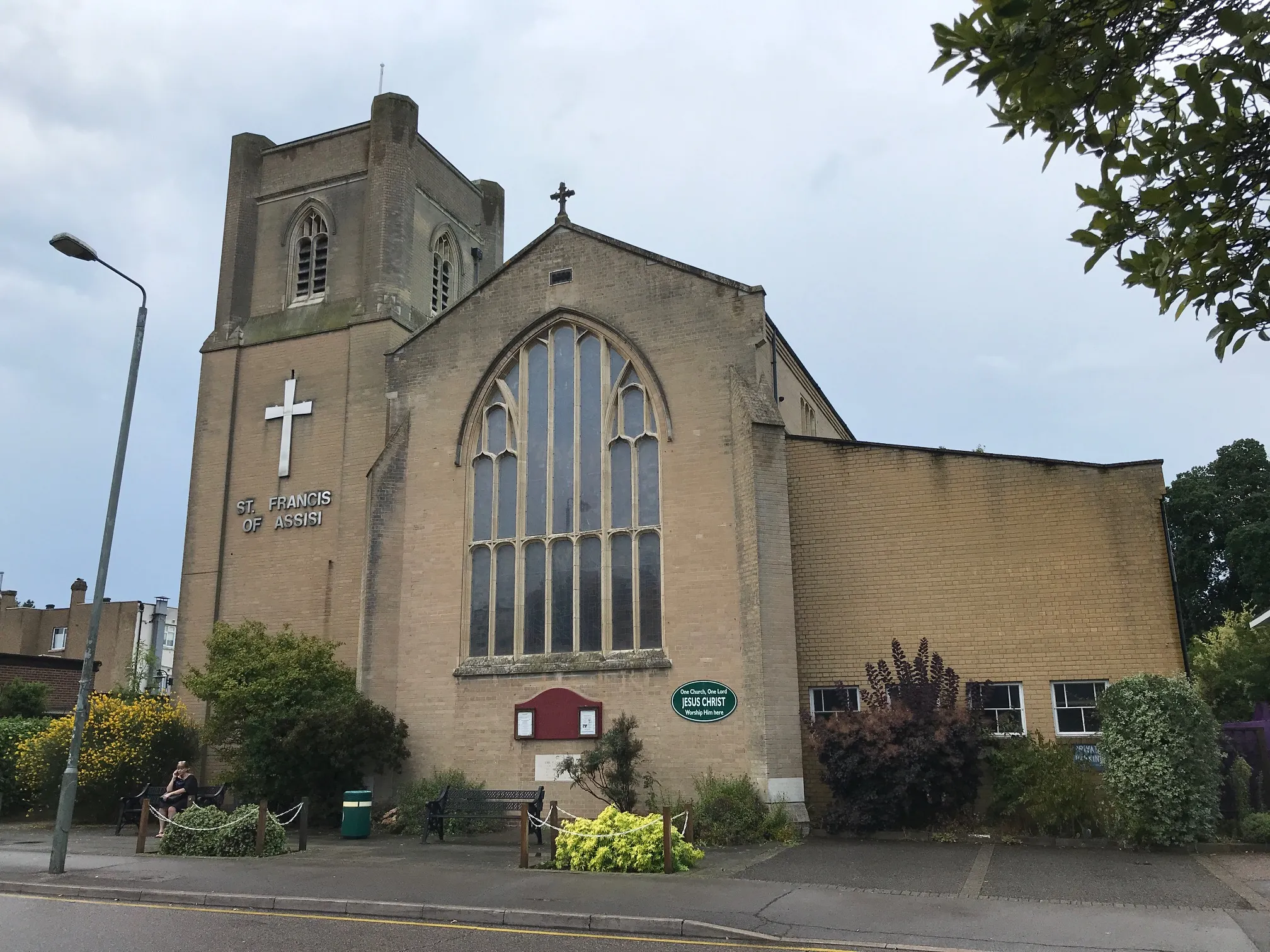 Photo showing: St Francis church, West Wickham