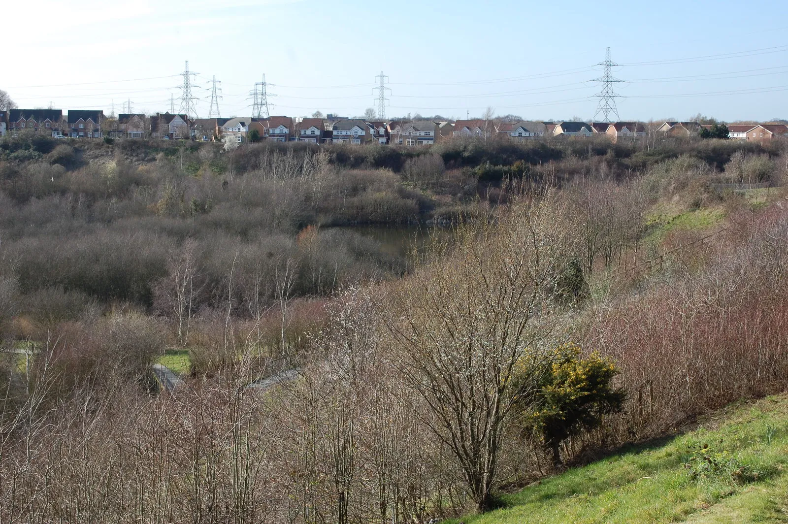 Photo showing: Chafford Gorges Nature Park