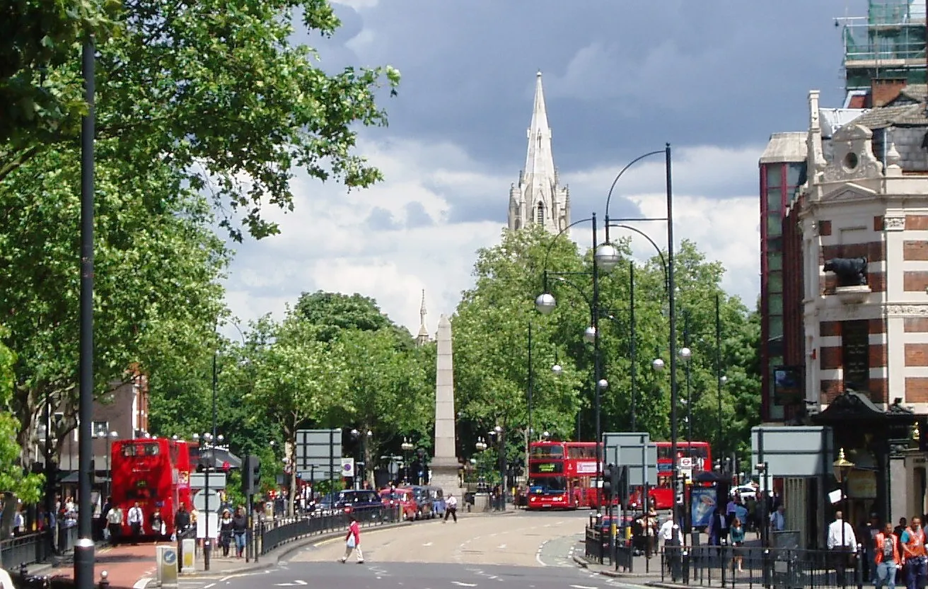 Photo showing: Stratford Broadway.