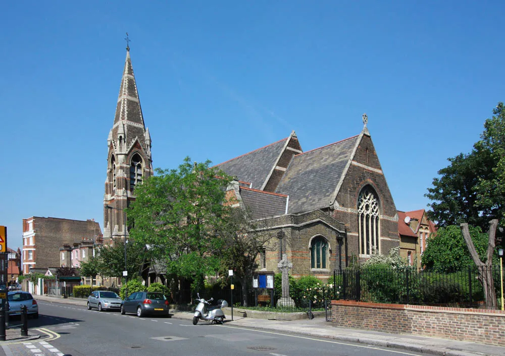 Photo showing: St Andrew, St Andrews Road, West Kensington W14