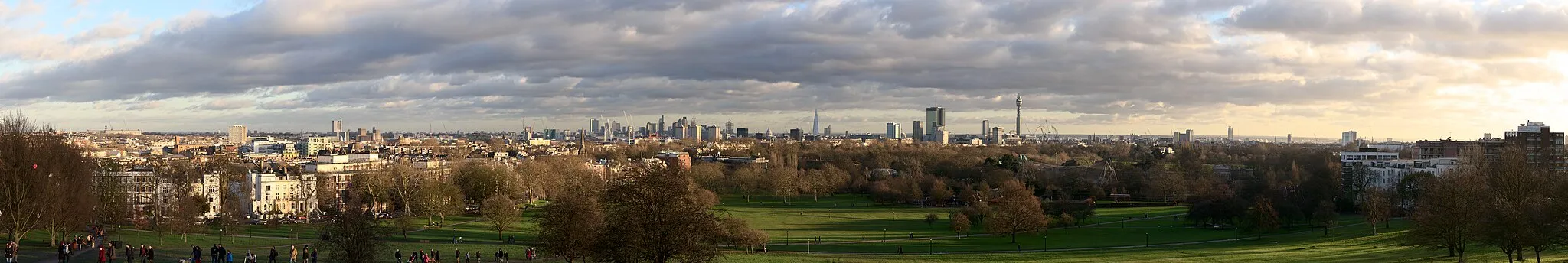 Photo showing: Panoramic view of the city from Primrose Hill, London, The Great Britain