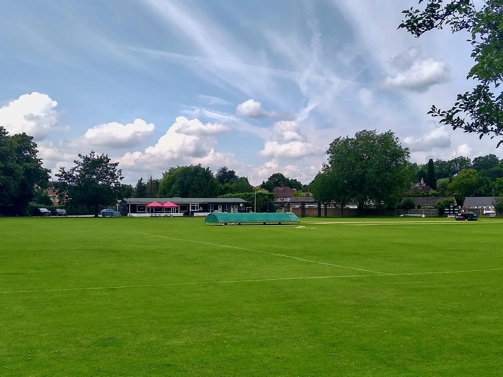 Photo showing: Epsom Cricket Club, Woodcote Road, Epsom, Surrey (July 2021)