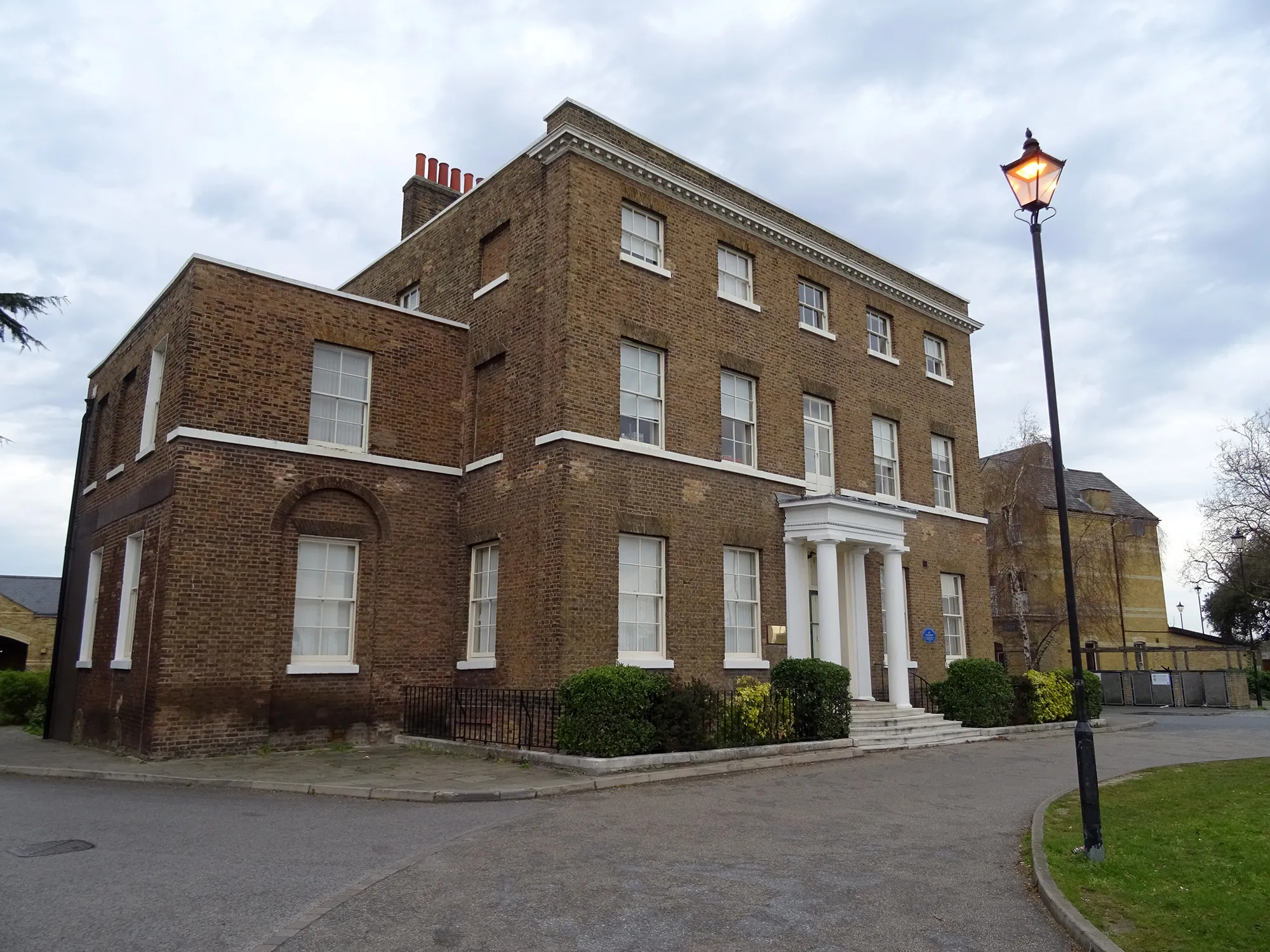 Photo showing: Leytonstone House. Grade II Listed building. 18th century house originally the home of Sir Edward North Buxton. From 1868-1936 Bethnal Green School for the juvenile poor