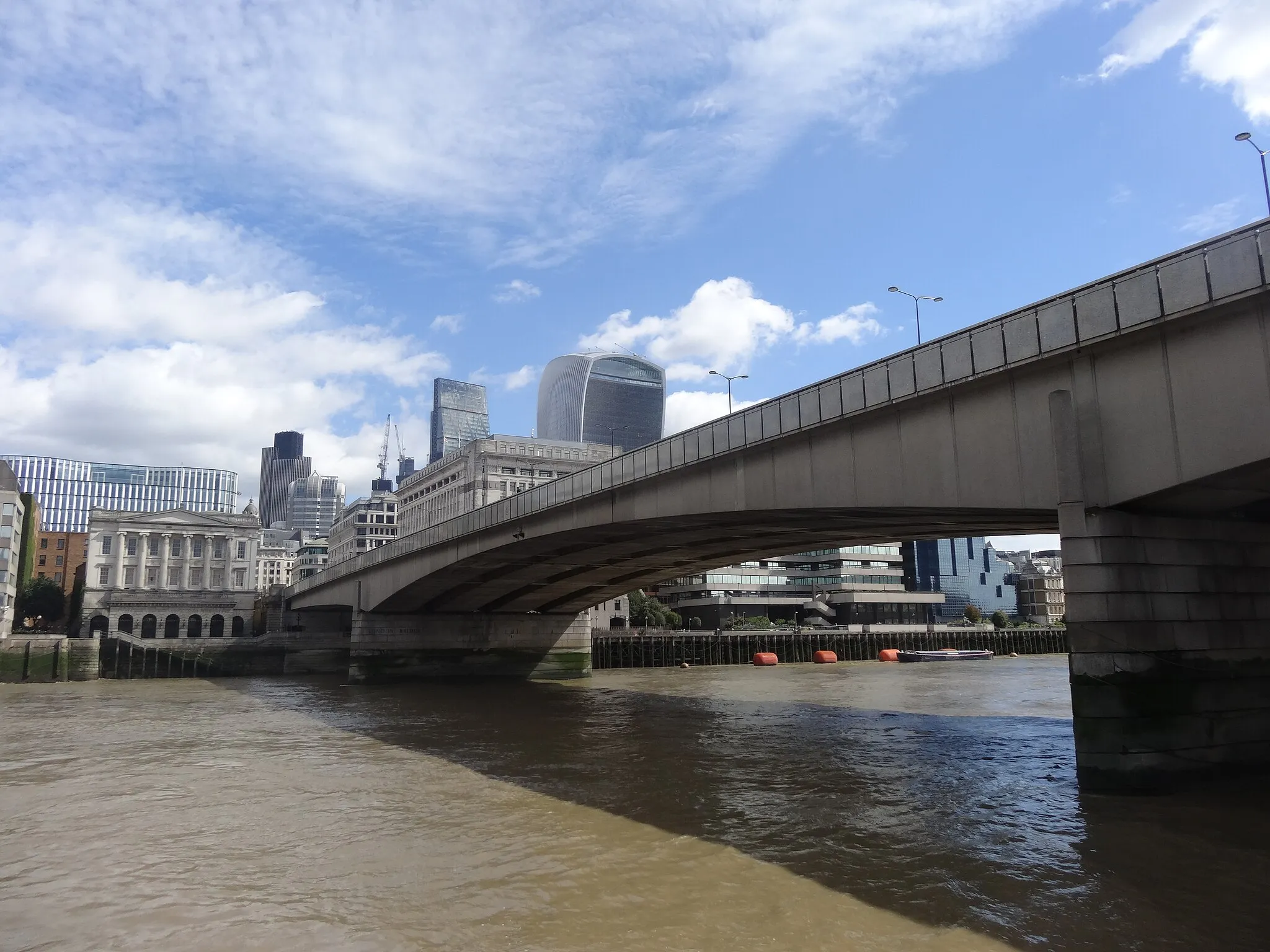 Photo showing: London Bridge