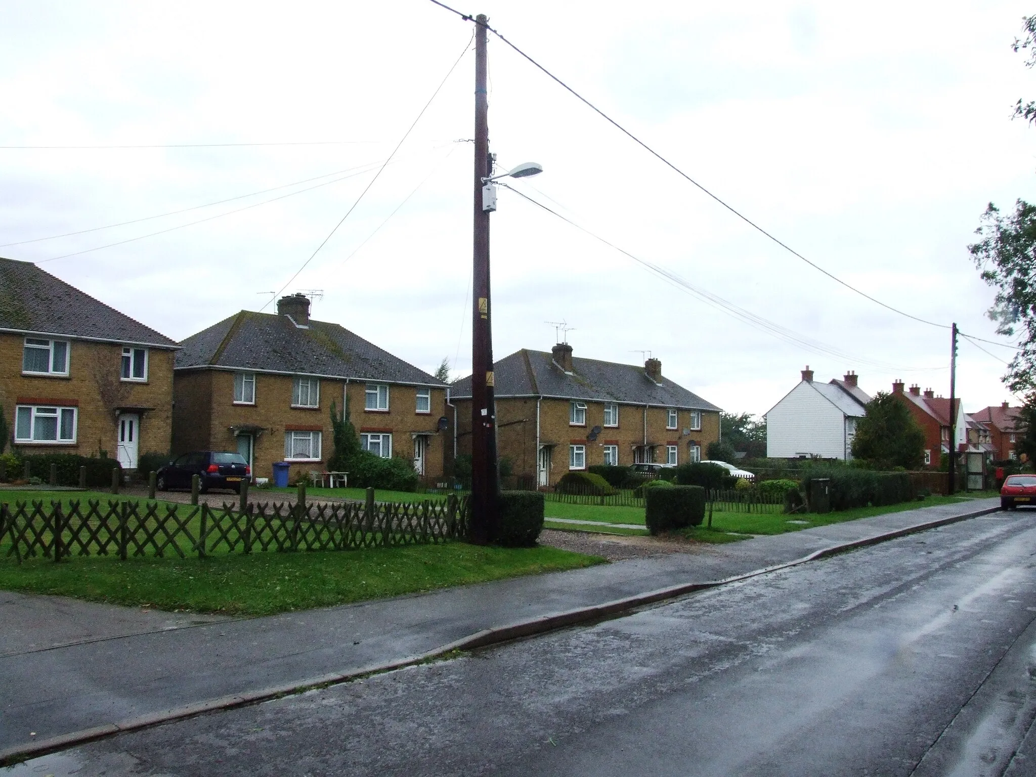 Photo showing: Batteries Terrace, near Lynsted