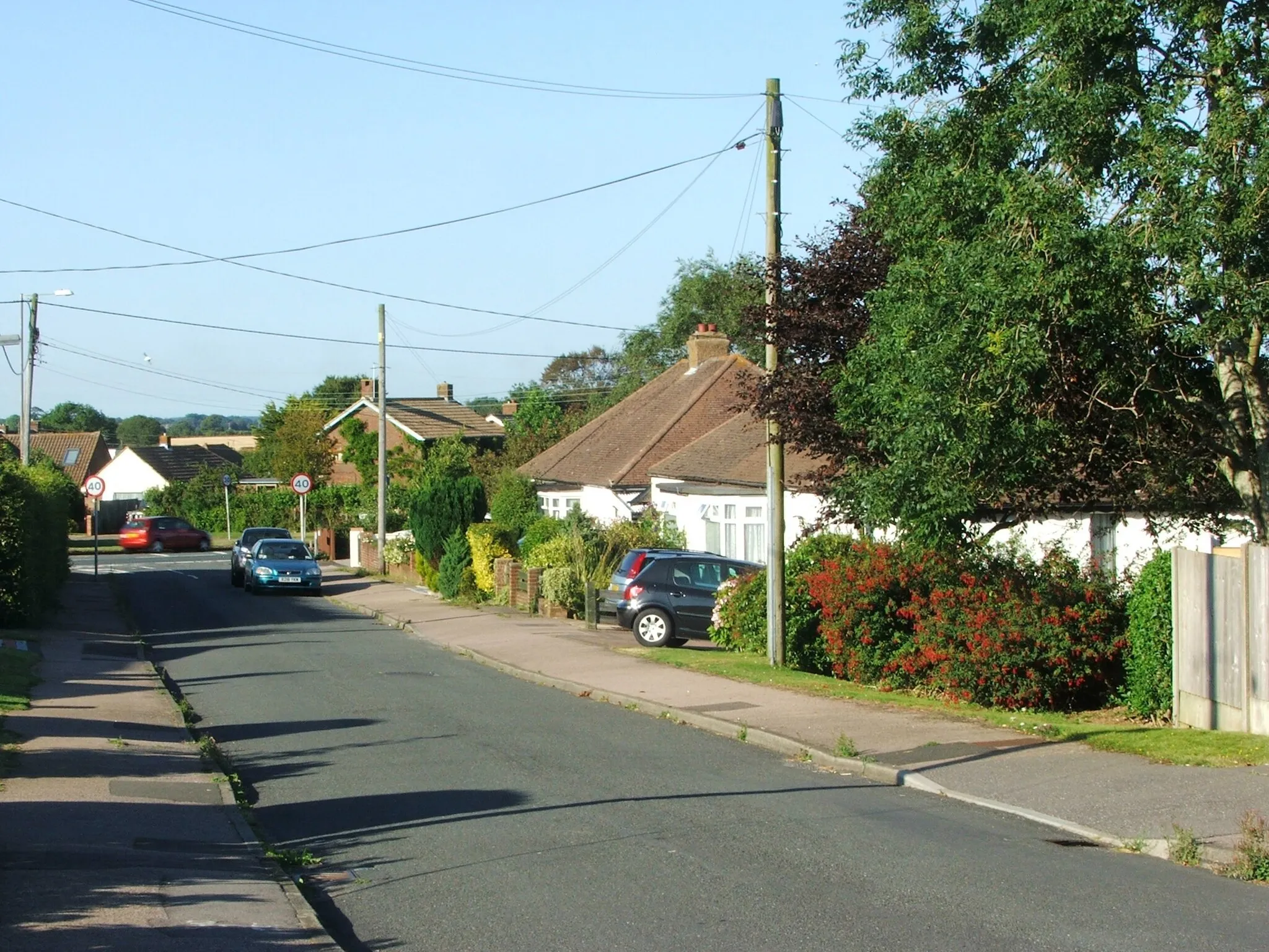 Photo showing: Albert Road, Capel-le-Ferne