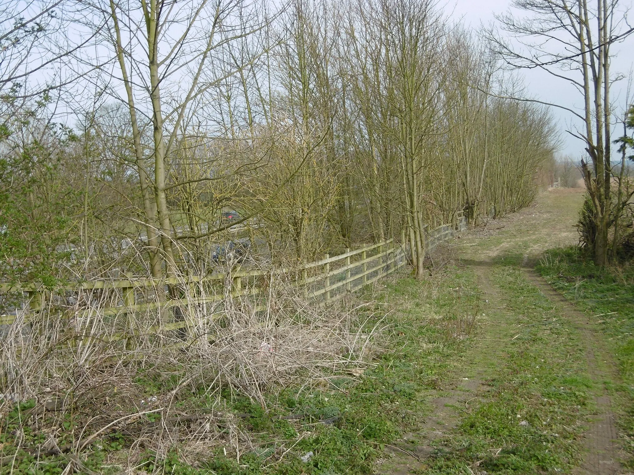 Photo showing: Alongside the M2 seen from Brogdale Road