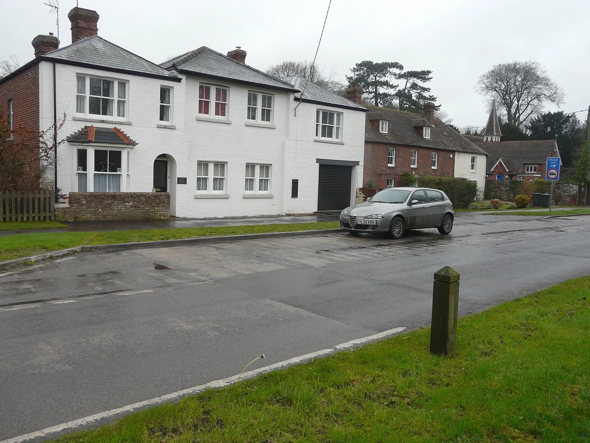 Photo showing: The Old Post Office, Valley Road