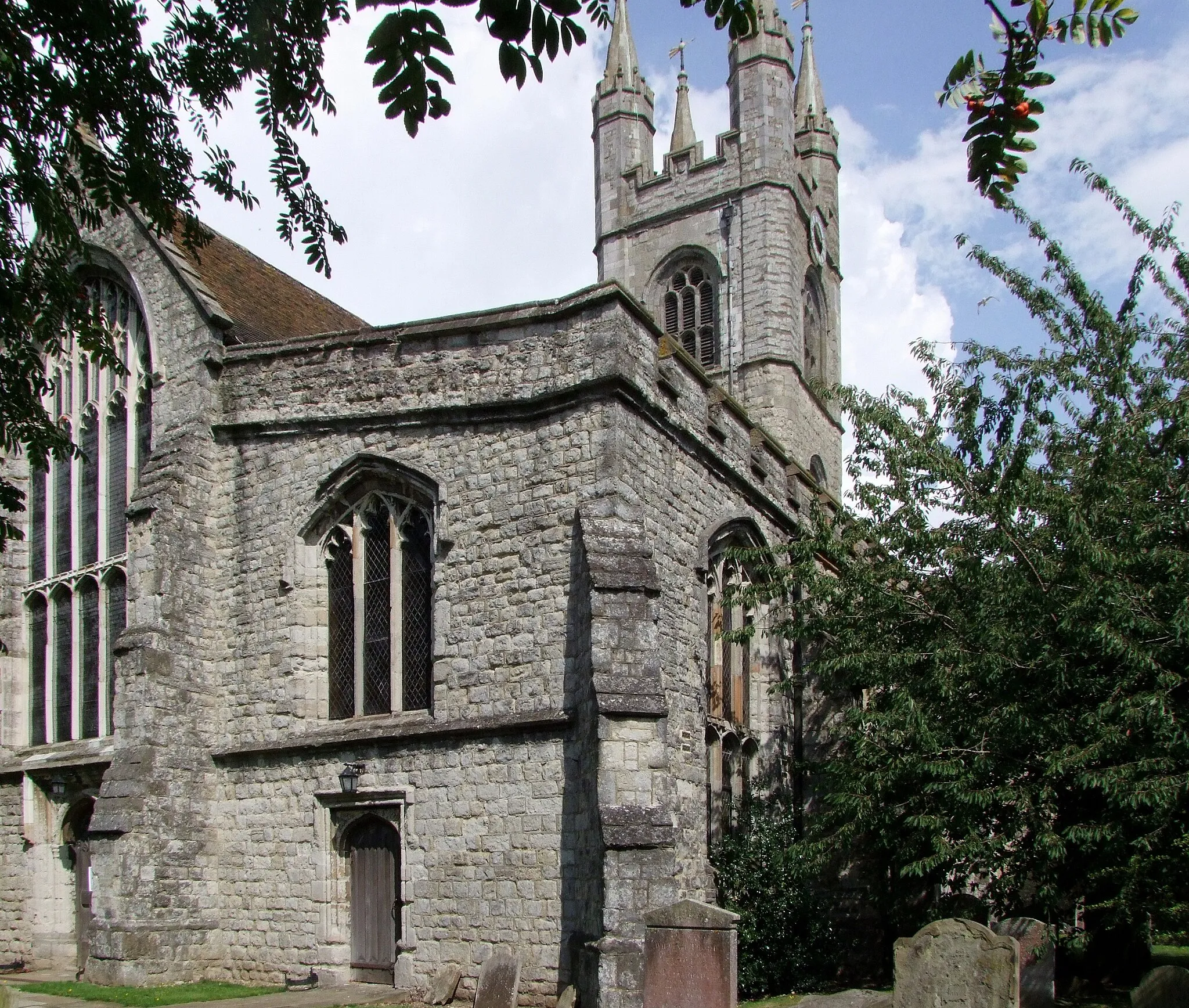 Photo showing: St Mary's Church, Ashford