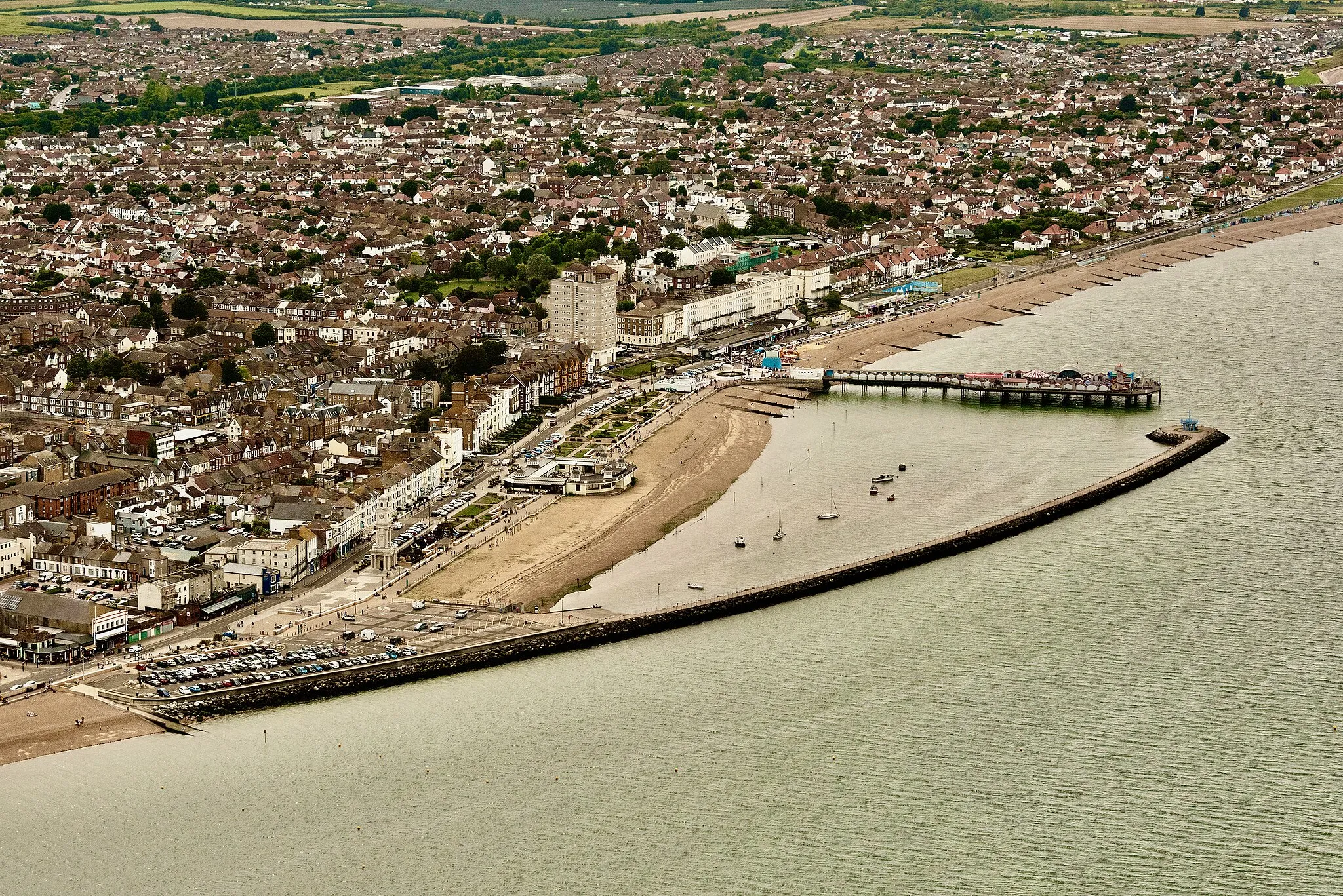 Photo showing: Aerial view of Herne Bay in Kent UK