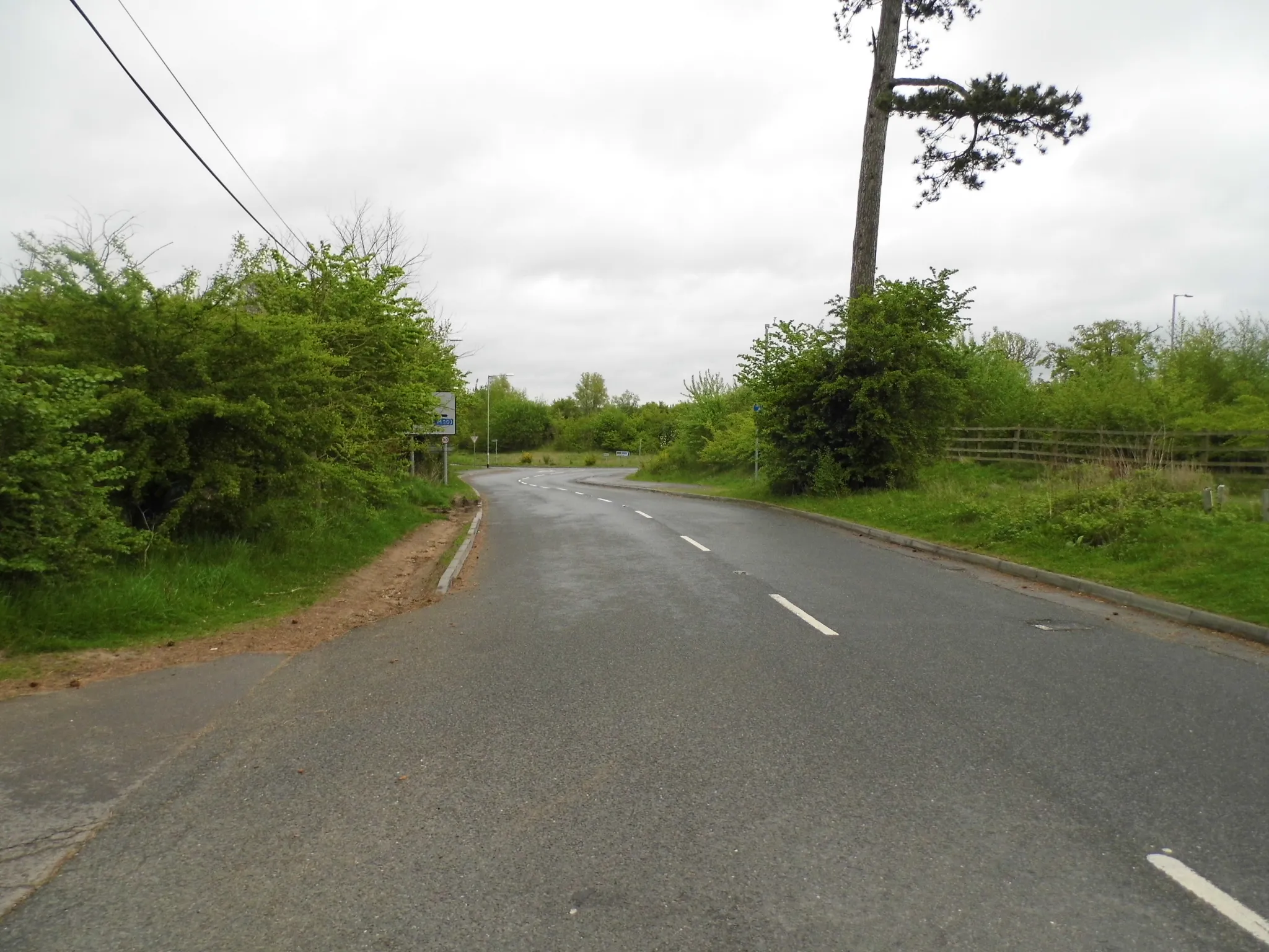 Photo showing: Birling Road