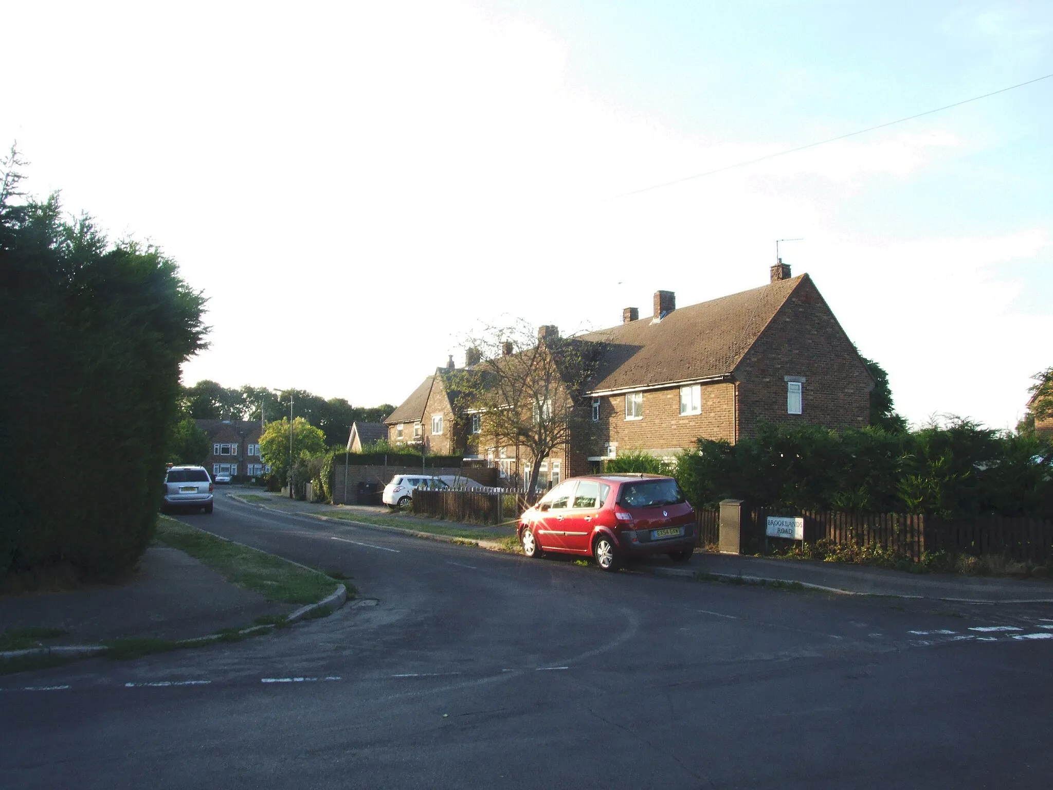 Photo showing: Brooklands Road, New Hythe