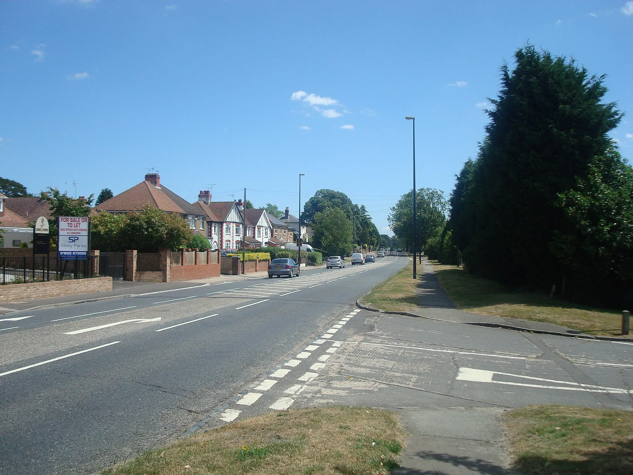 Photo showing: Ashford Road, Bearsted