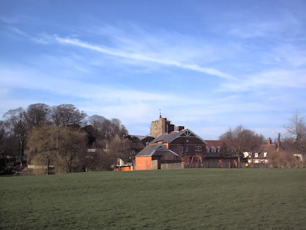 Photo showing: Tayne Field, Lyminge, Kent, UK. Taken by James Armitage, 30th March 2001.