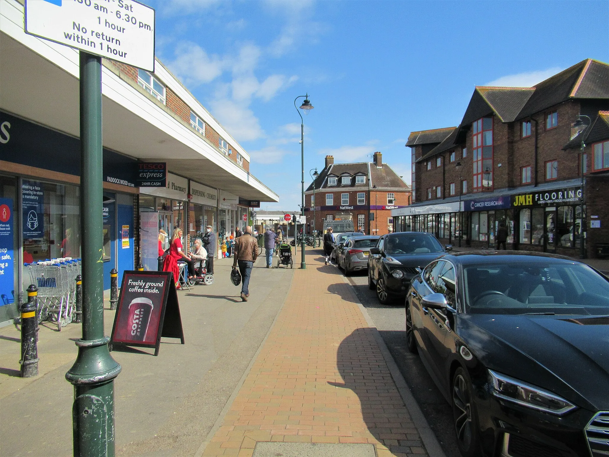 Photo showing: Commercial Rd, Paddock Wood