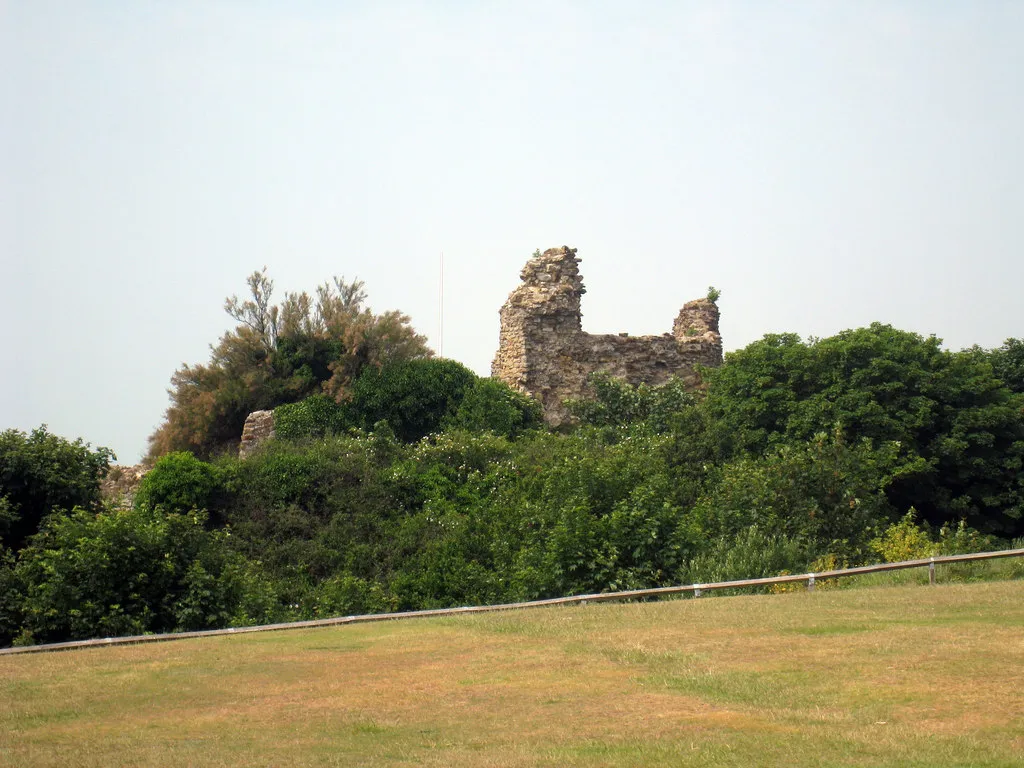 Photo showing: Hastings Castle