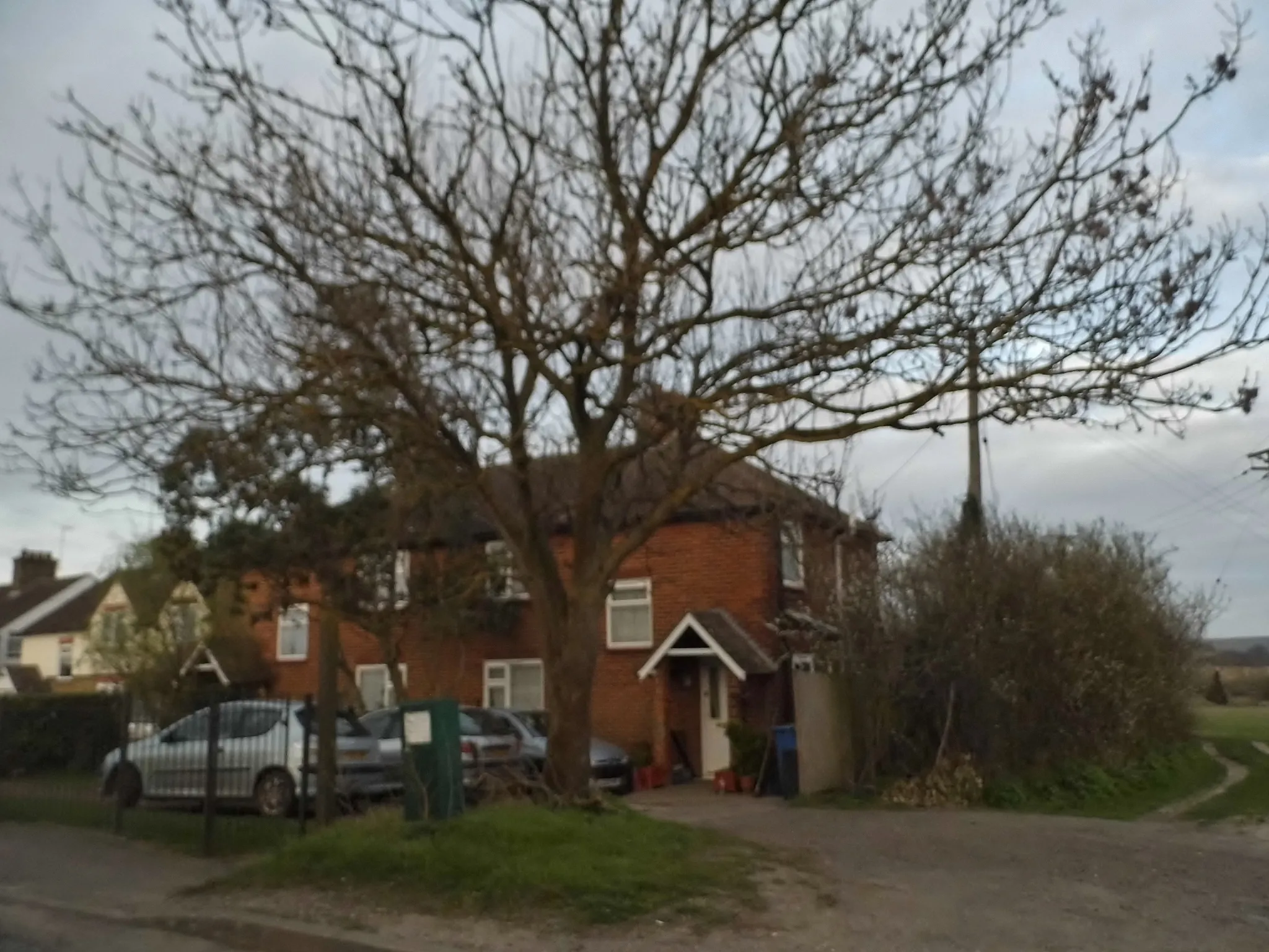 Photo showing: Houses on Seasalter Road, Graveney