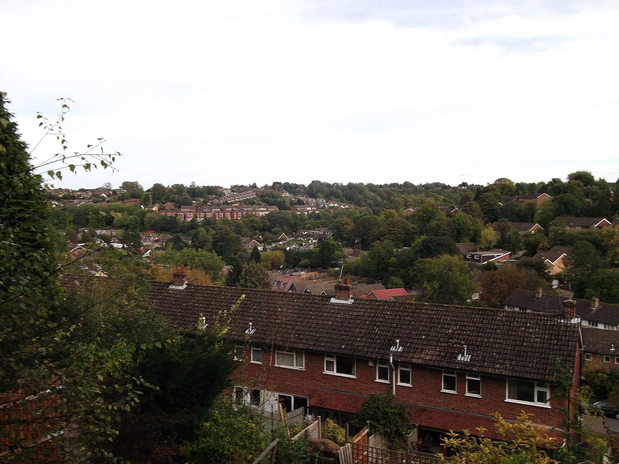 Photo showing: Biggin Hill Roofscape