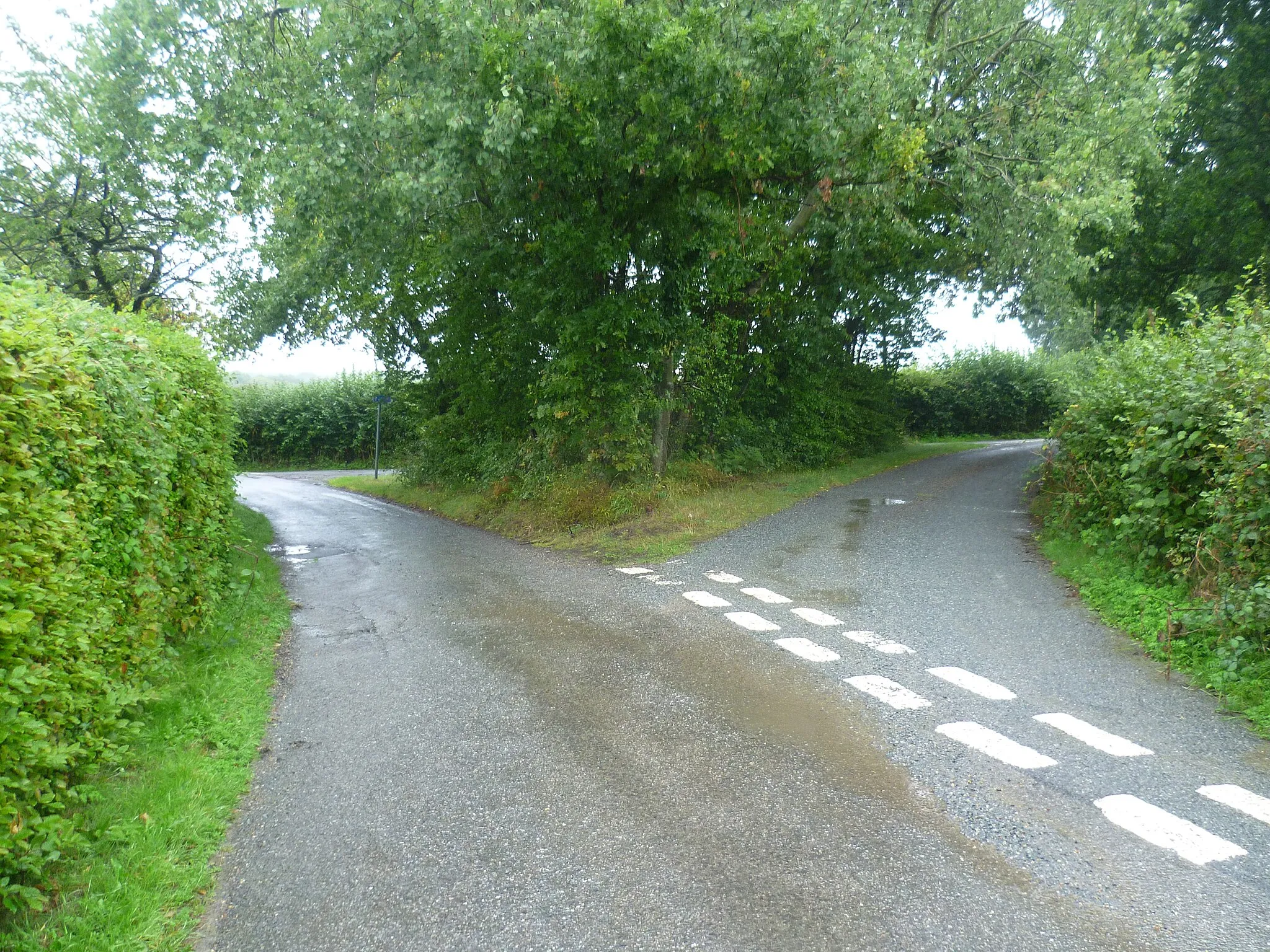 Photo showing: A meeting of three lanes