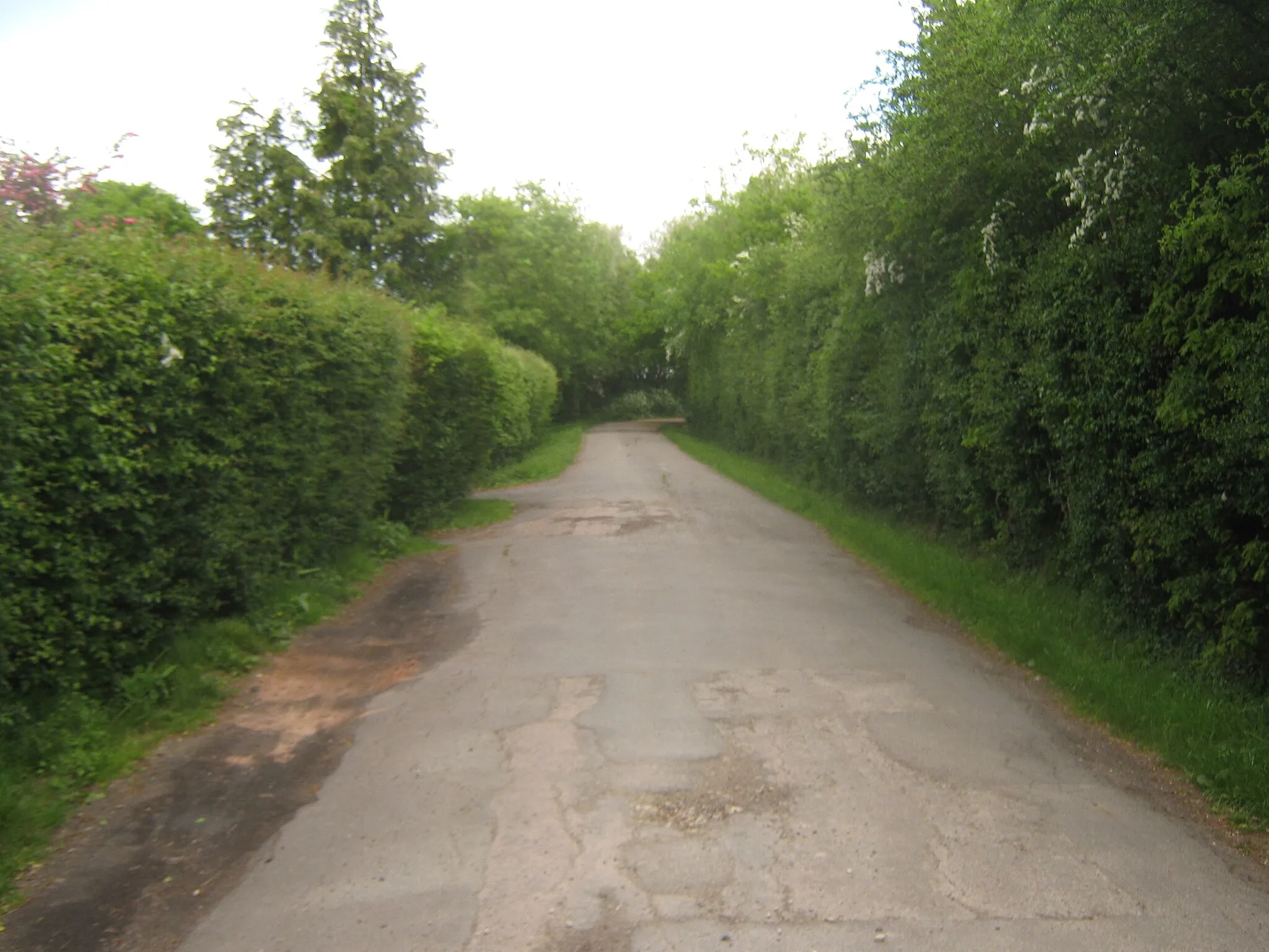 Photo showing: Rocky Bourne Road