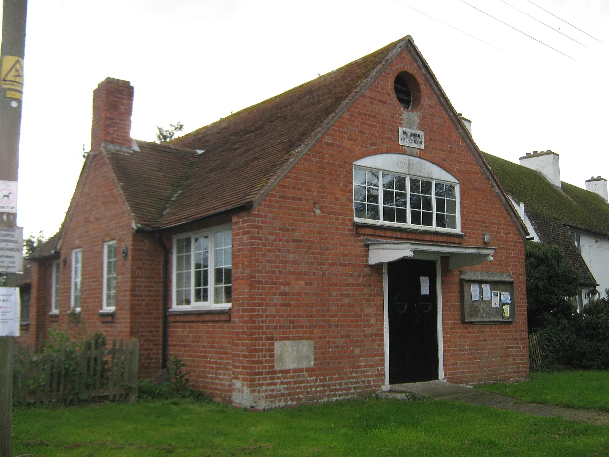 Photo showing: Burmarsh Church Room