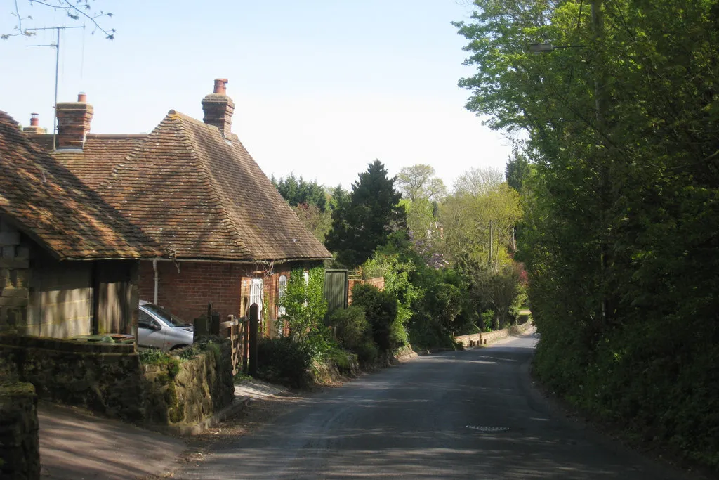 Photo showing: Bungalow on Stone Hill