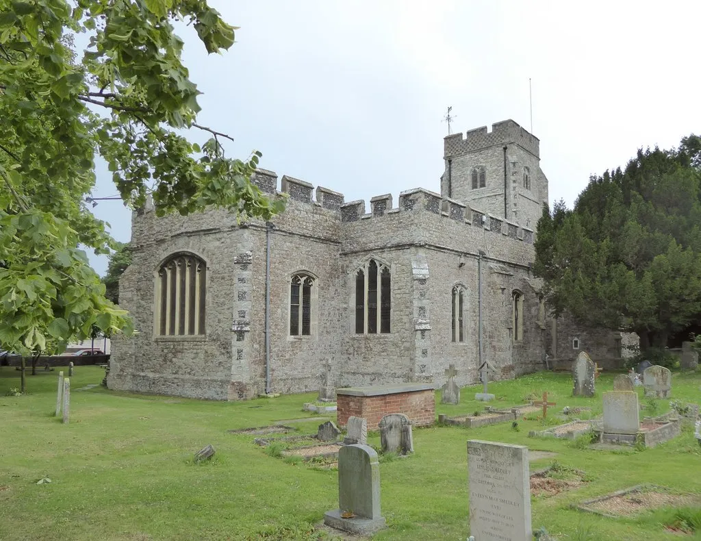 Photo showing: All Saints' Church, Eastchurch, from the north-east
