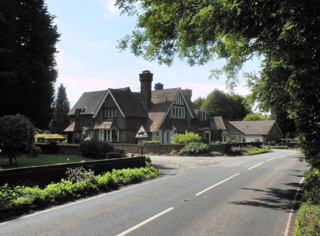 Photo showing: Westerham Heights Farm on the A233 road in Westerham, Kent, England, and adjacent to the border with the London Borough of Bromley.