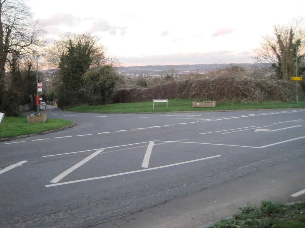 Photo showing: Burial Ground Lane, Tovil