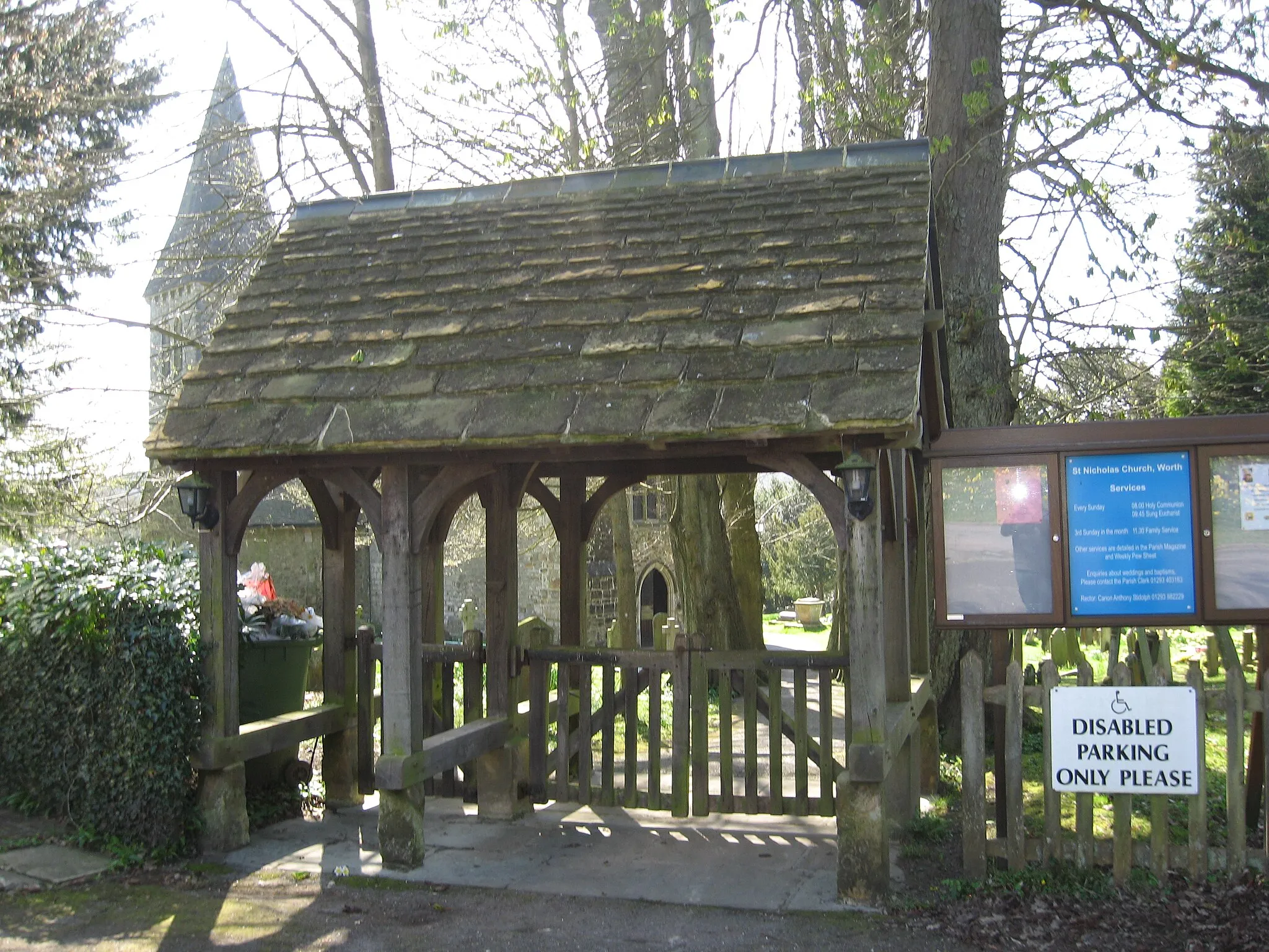 Photo showing: Lych Gate, St Nicholas, Worth Church, near to Worth, West Sussex, Great Britain.