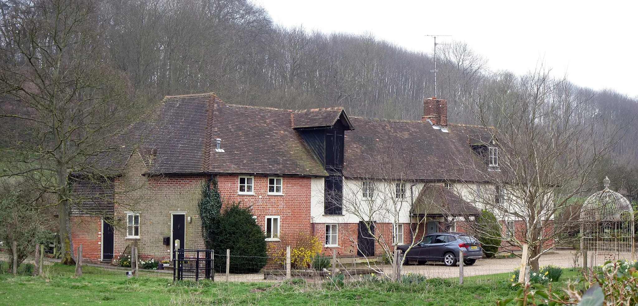 Photo showing: Oast House