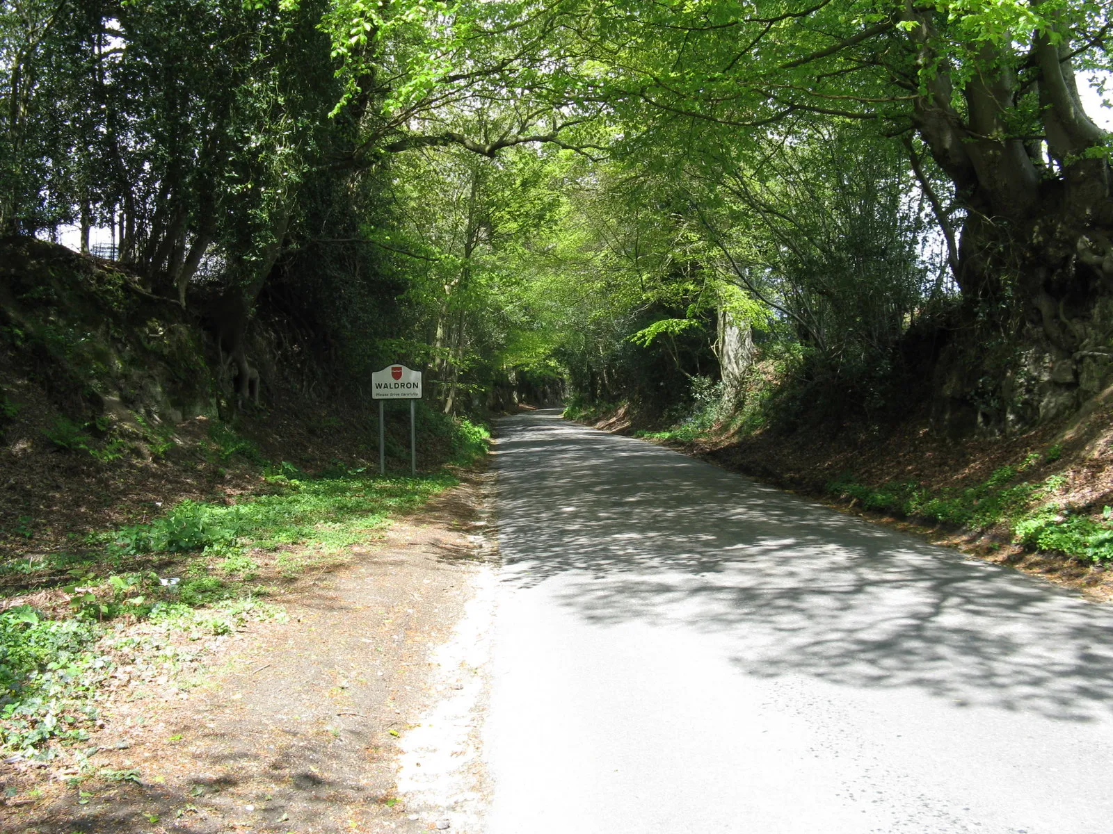 Photo showing: Entering Waldron from the south