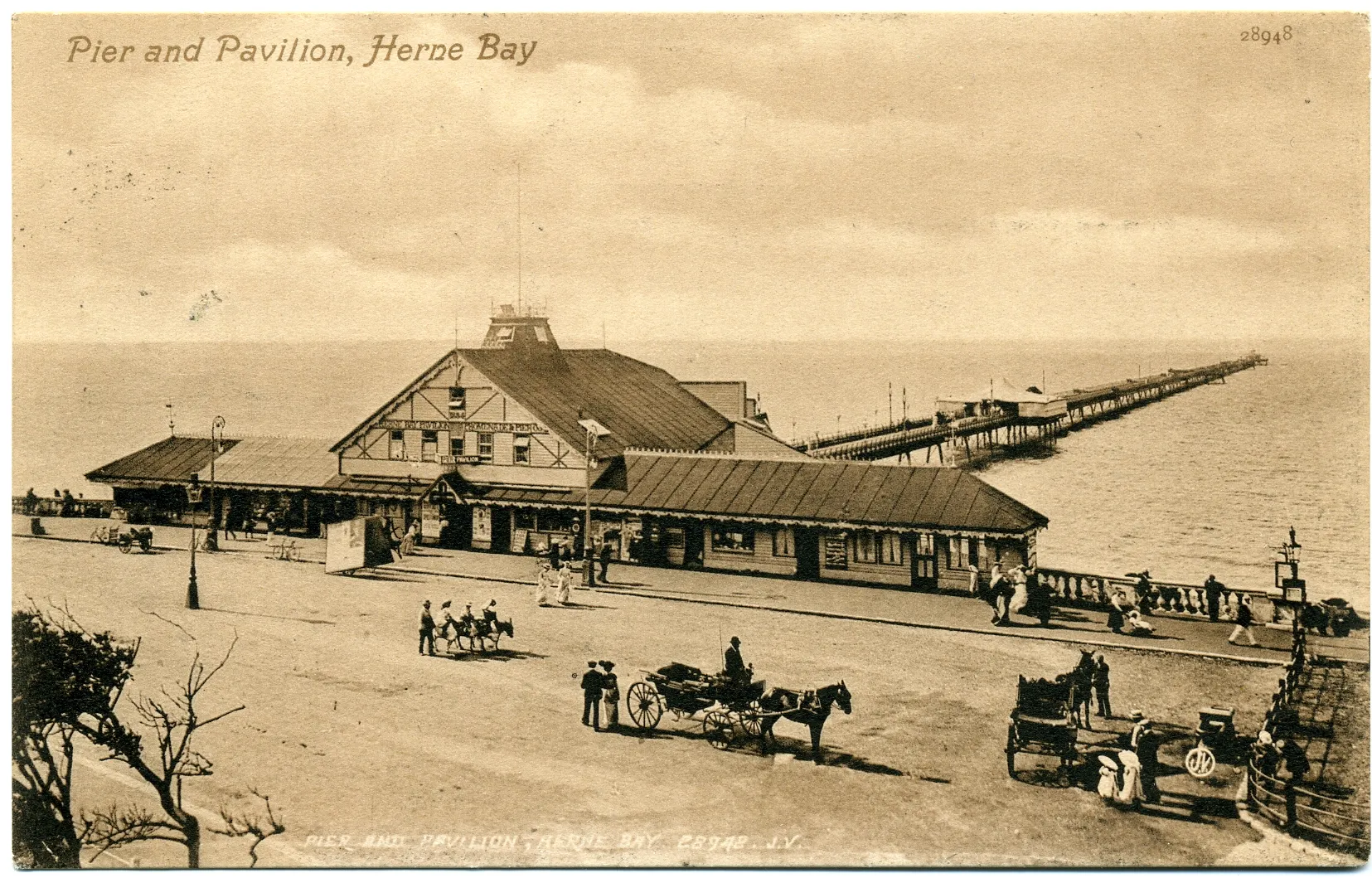 Photo showing: Postcard dated 1899-1908 showing the third Herne Bay Pier which was built 1899.