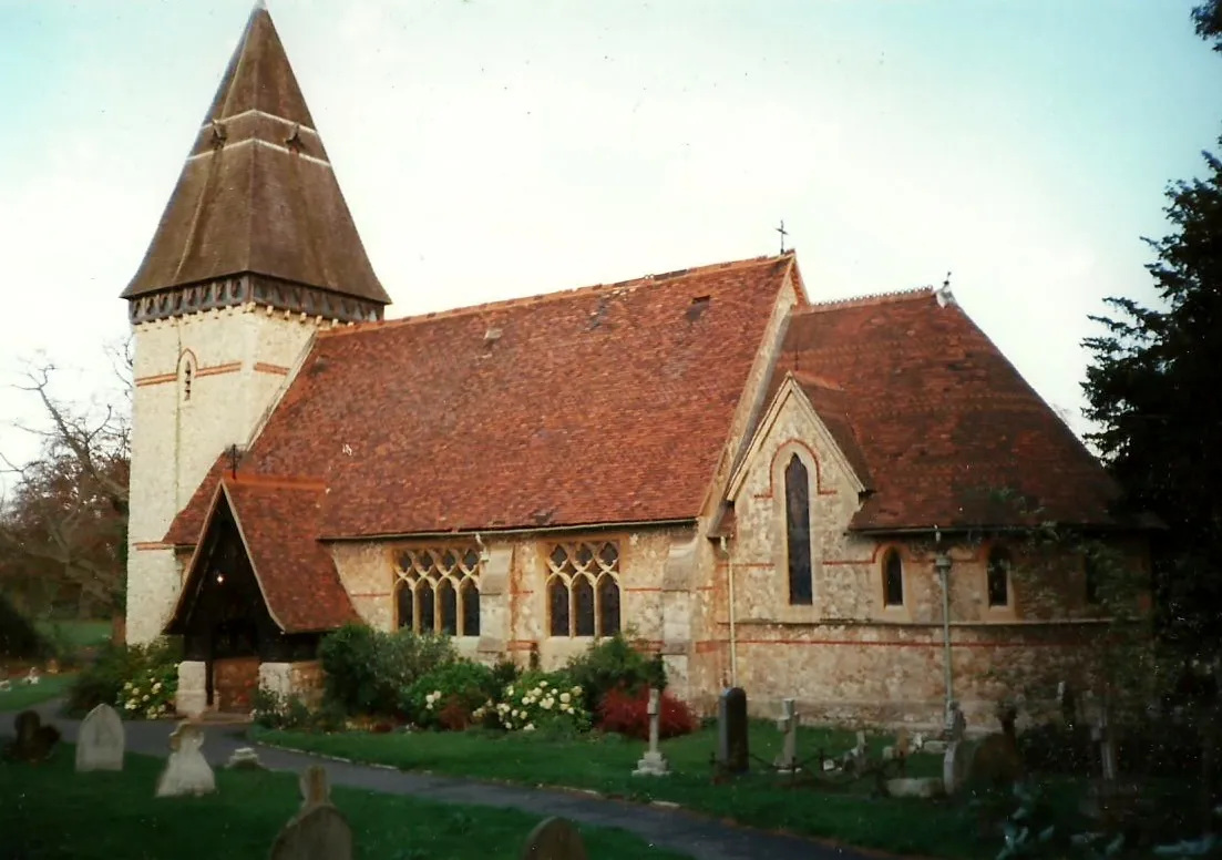 Photo showing: St. Paul's Church, Swanley Village