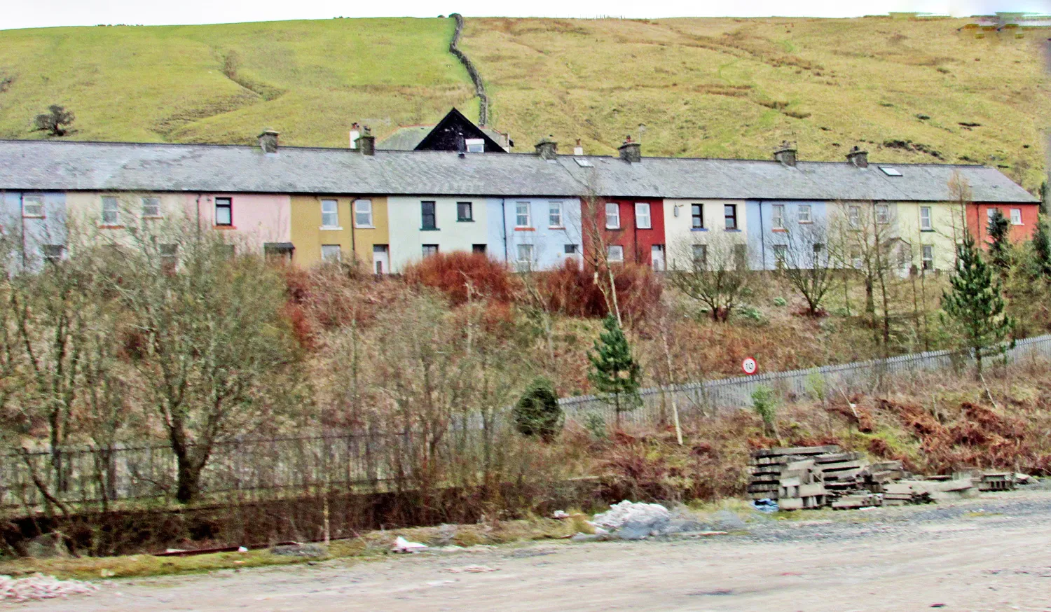 Photo showing: Tebay Village Cumbria (Westmoreland) ex-railway workers cottages from the West Coast Main Line