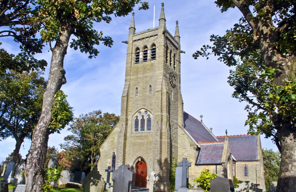 Photo showing: All Hallows parish church, Bispham, Lancashire, seen from west-southwest