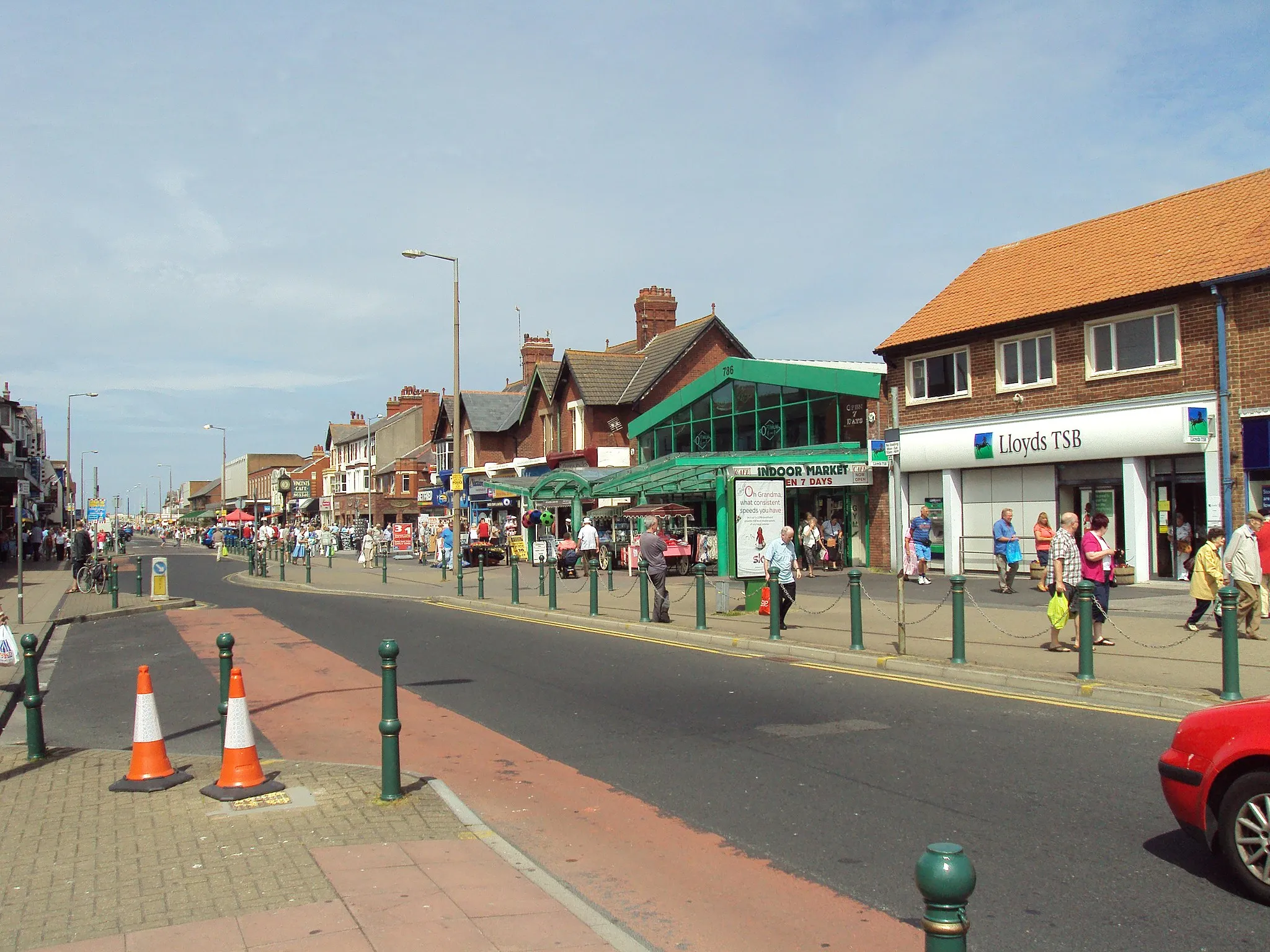 Photo showing: Victoria Road West, Cleveleys, Lancashire, England.